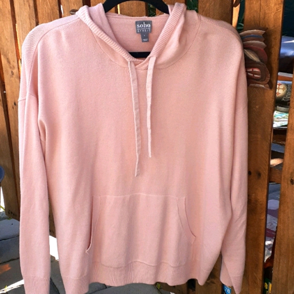 Soho New York & Co. Womens long sleeve sweater